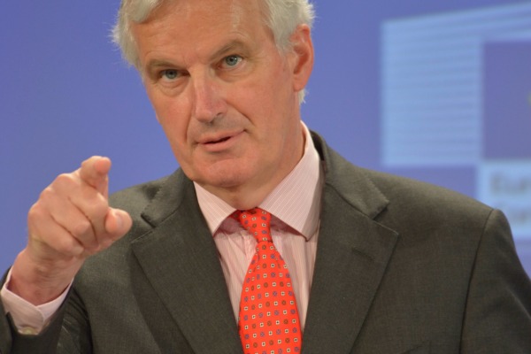 Michel Barnier : Le lobbying de MasterCard est inacceptable